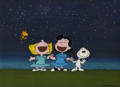 Lucy, Snoopy and Sally sing